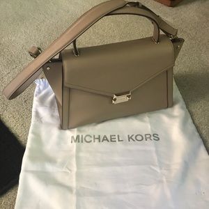 NWOT Michael Kors Large Whitney Bag